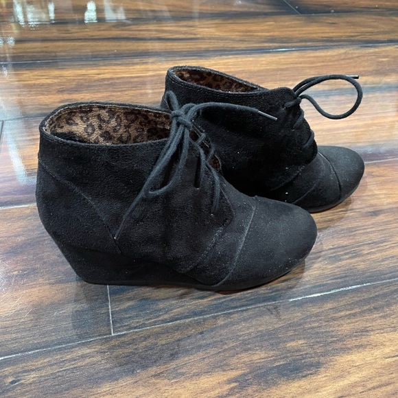 Booties - Picture 2 of 5